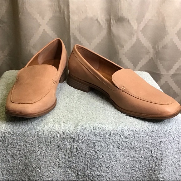 Lucky Brand LB Laurein Loafers - Picture 10 of 11